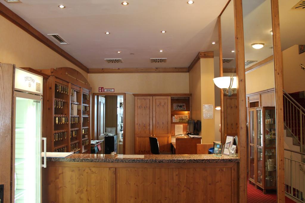 Hotel Gasthof Zur Post 뮌헨 외부 사진