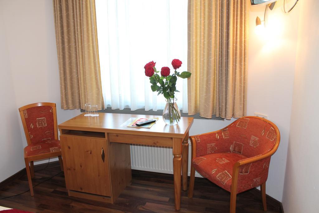 Hotel Gasthof Zur Post 뮌헨 외부 사진
